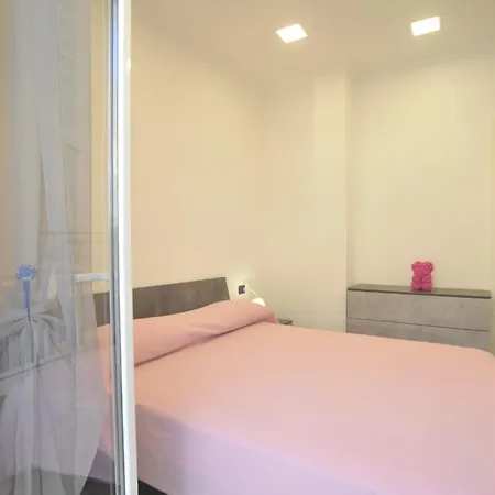 アパート Casa Rosa Lucia Con Parcheggio サンレモ