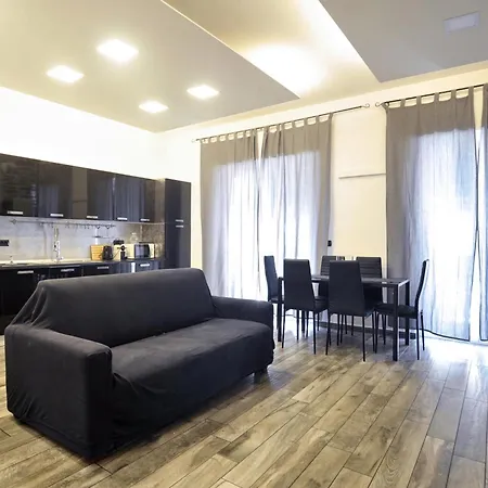 Casa Rosa Lucia Con Parcheggio * サンレモ