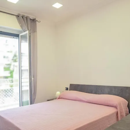 דירה Casa Rosa Lucia Con Parcheggio סנרמו