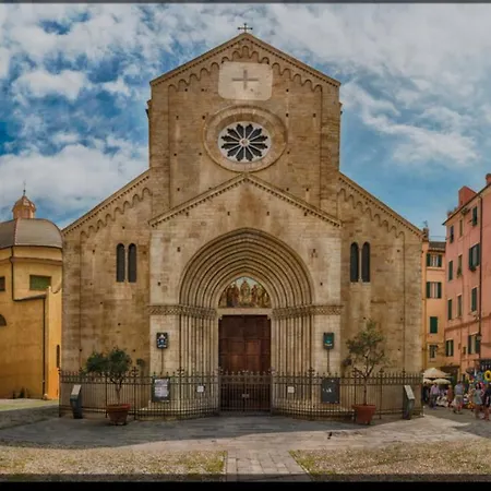 Casa Rosa Lucia Con Parcheggio Sanremo